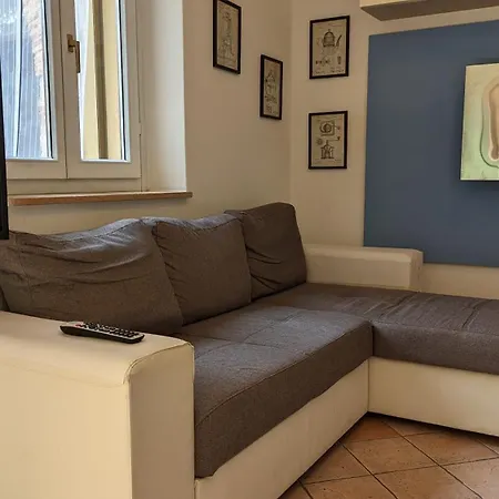 Διαμέρισμα Cozy Couples Just 15 Min From Garda Lake